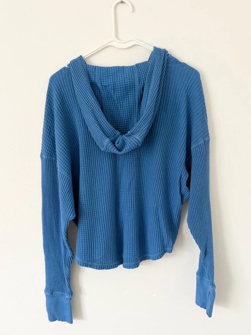 Aerie Offline Sky Blue Wow! Waffle Oversized Cropped Hoodie Size Medium - Picture 9 of 10